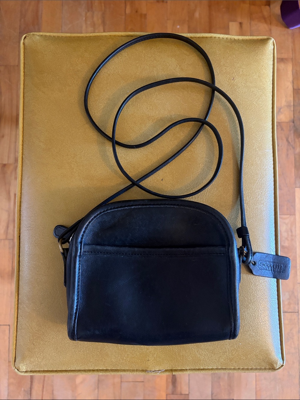 Vintage Coach Mini Leather Purse / Handbag